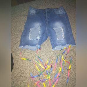 Long short with rainbow lace UPS